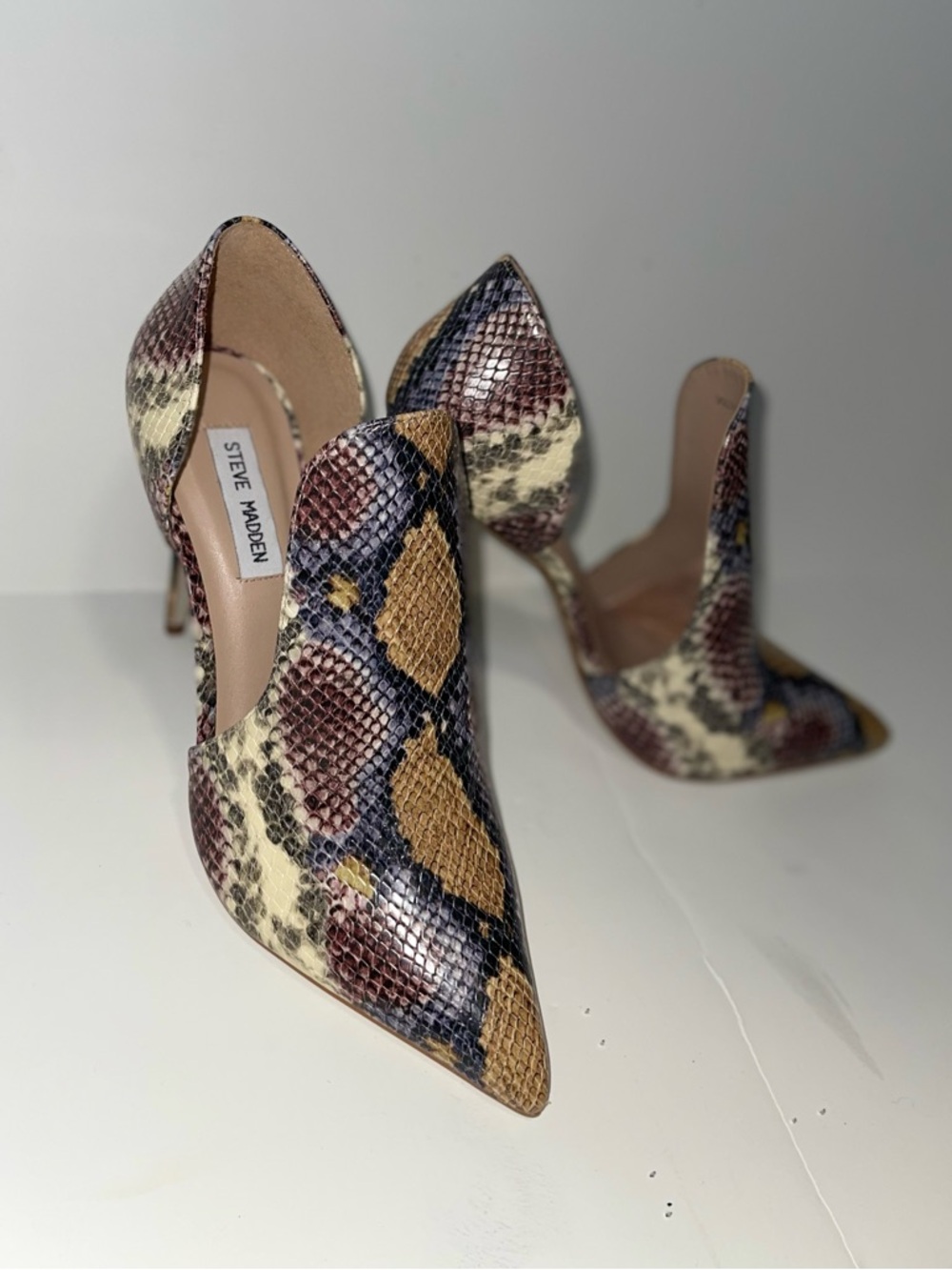 Steve Madden Multicolor Snakeskin Pointed Toe Pumps